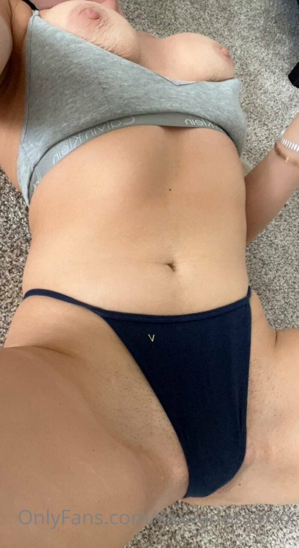 Photo by xxxvanessaxxx published on August 9,2023 15:41:00 - BestThots