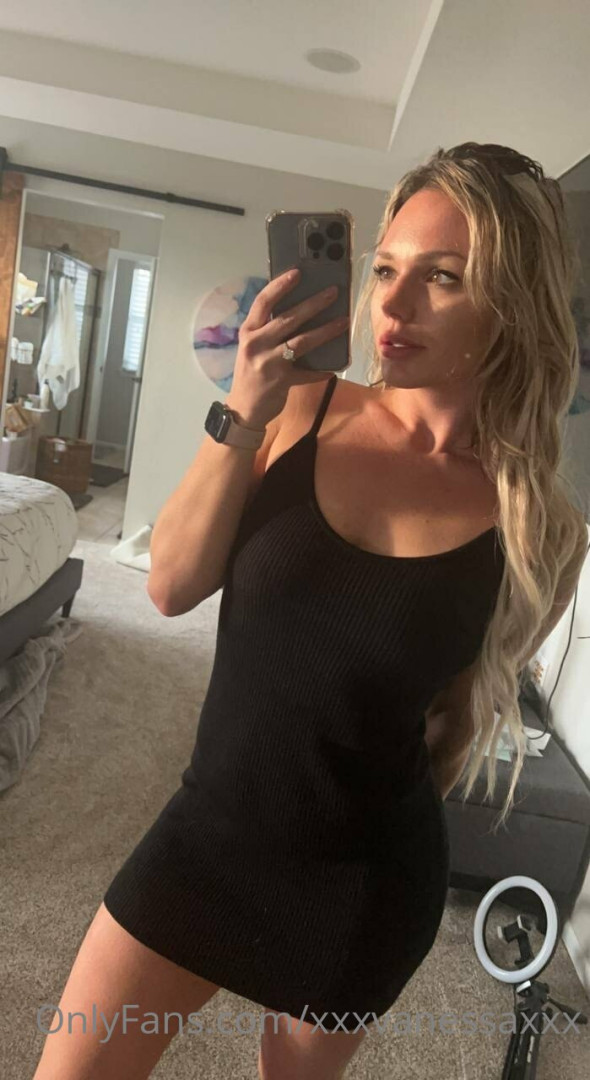 Photo by xxxvanessaxxx published on August 9,2023 15:56:02 - BestThots