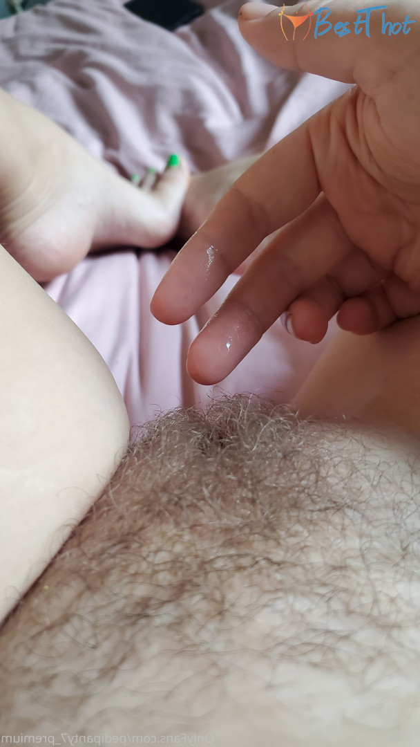 Photo by pedipanty7_premium published on December 20,2024 08:06:38 - BestThots