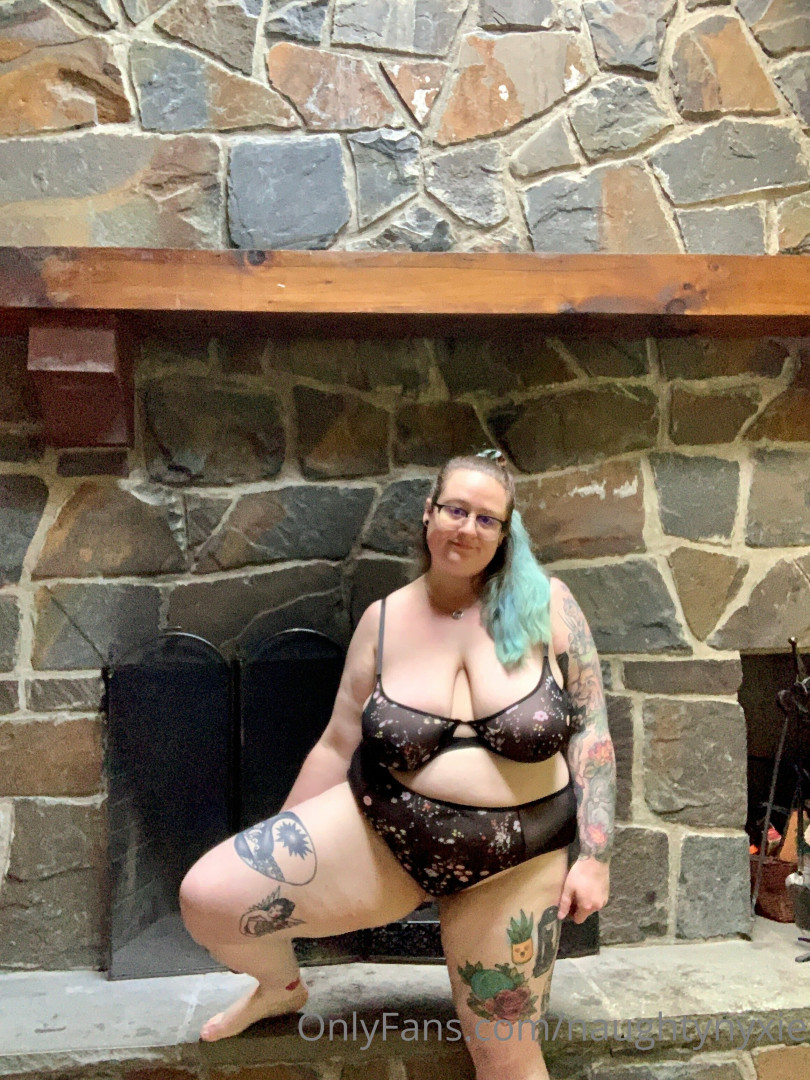 Photo by naughtynyxie published on May 20,2023 07:29:42 - BestThots