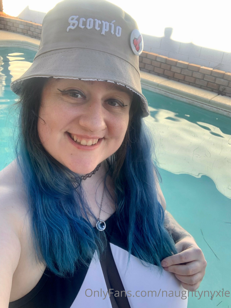 Photo by naughtynyxie published on May 20,2023 07:34:40 - BestThots