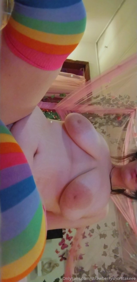 Photo by strawberryshortcakeee published on October 14,2023 00:28:59 - BestThots