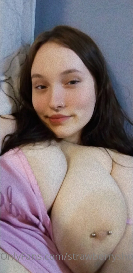 Photo by strawberryshortcakeee published on October 14,2023 06:56:13 - BestThots