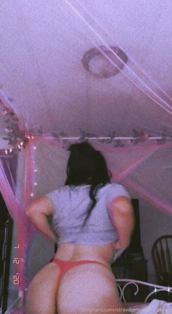 Photo by strawberryshortcakeee published on October 14,2023 08:18:25 - BestThots