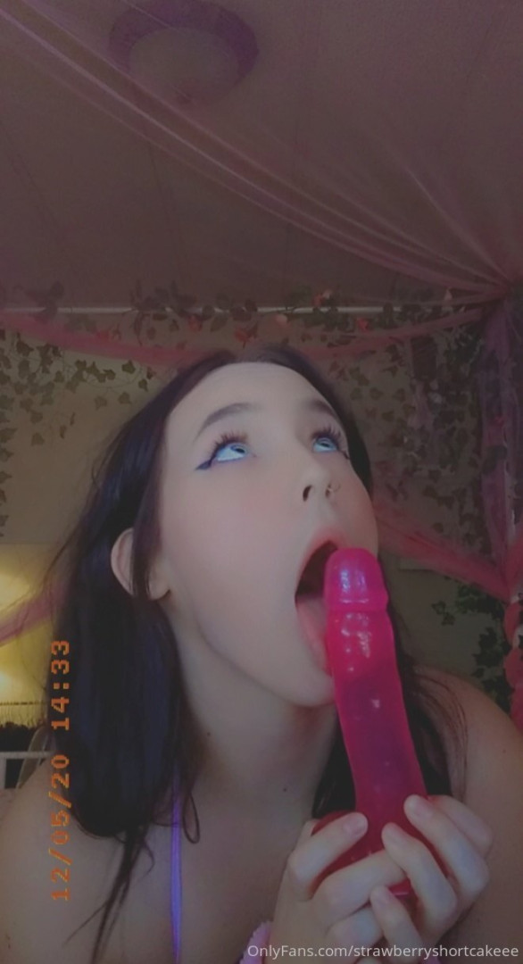Photo by strawberryshortcakeee published on October 14,2023 09:04:50 - BestThots
