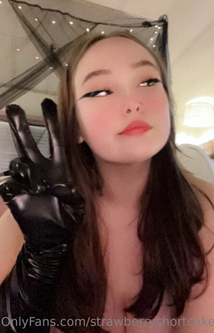 Photo by strawberryshortcakeee published on October 14,2023 10:47:06 - BestThots