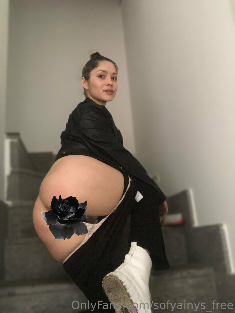 Photo by sofyainys_free published on May 17,2023 19:54:45 - BestThots