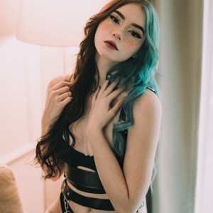 angelahalee #8458850