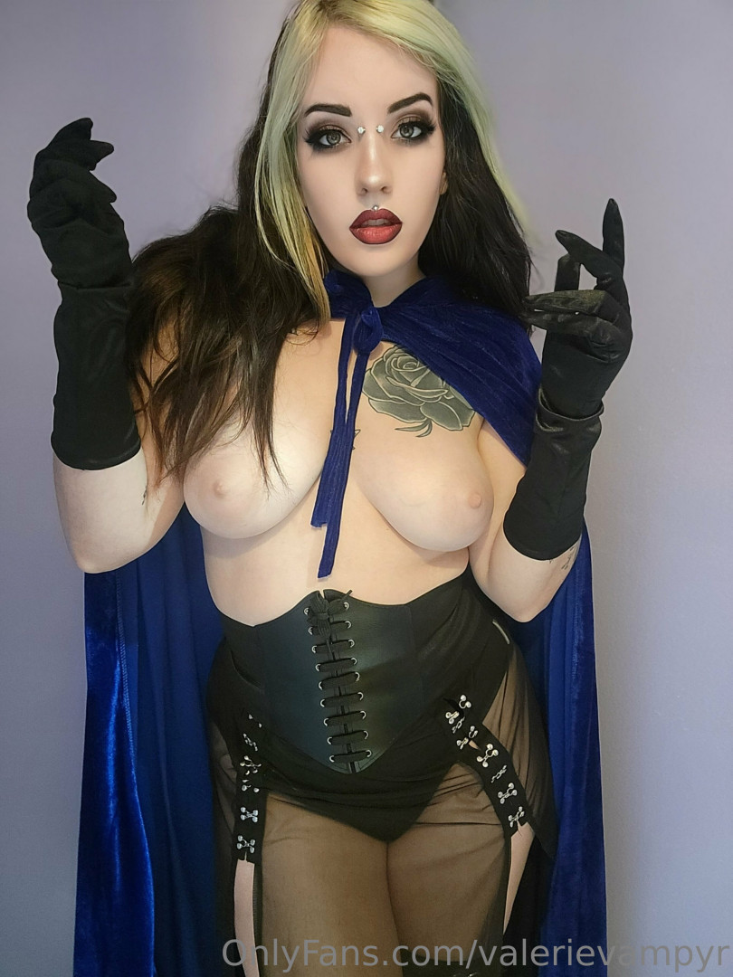 Photo by valerievampyr published on August 11,2023 01:01:20 - BestThots