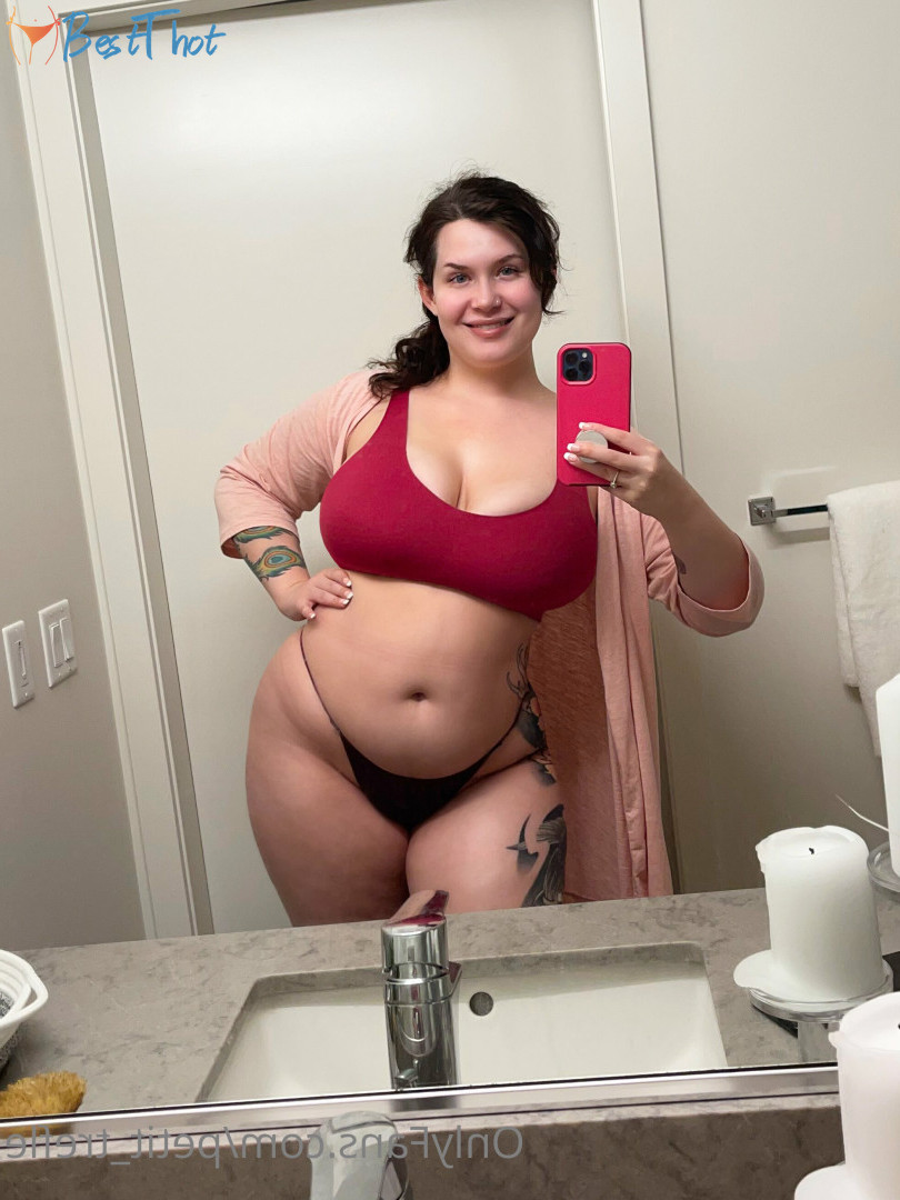 Photo by petit_trefle published on December 15,2024 19:04:57 - BestThots