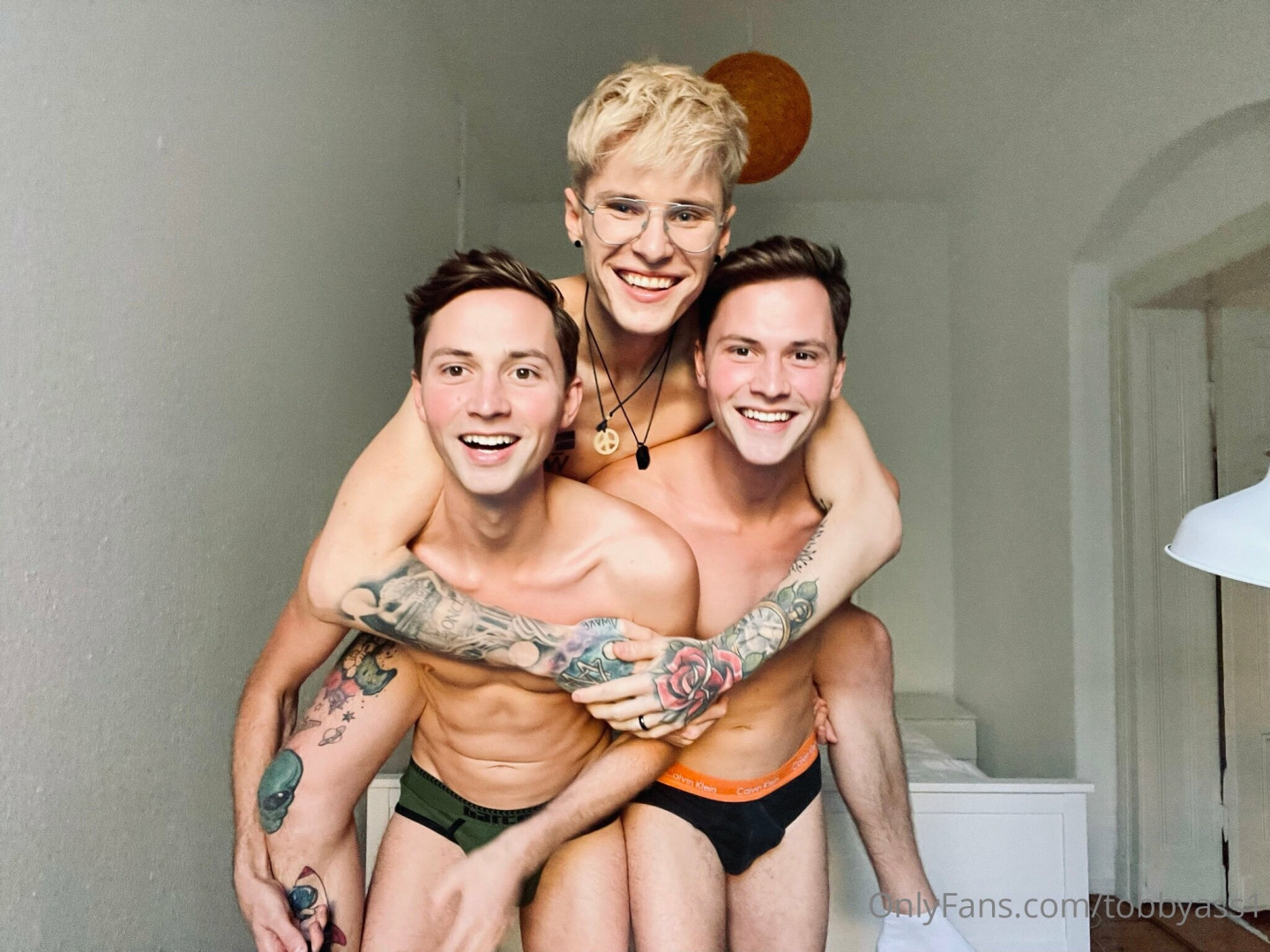 Photo by tobbyass1 published on May 16,2023 16:34:24 - BestThots