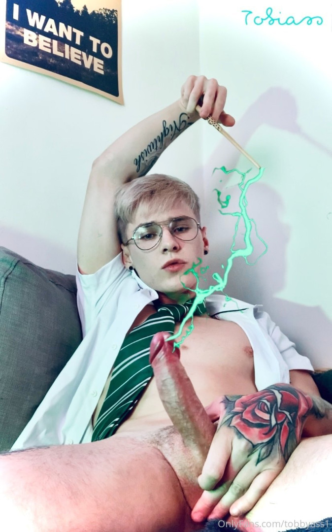 Photo by tobbyass1 published on May 16,2023 16:35:12 - BestThots