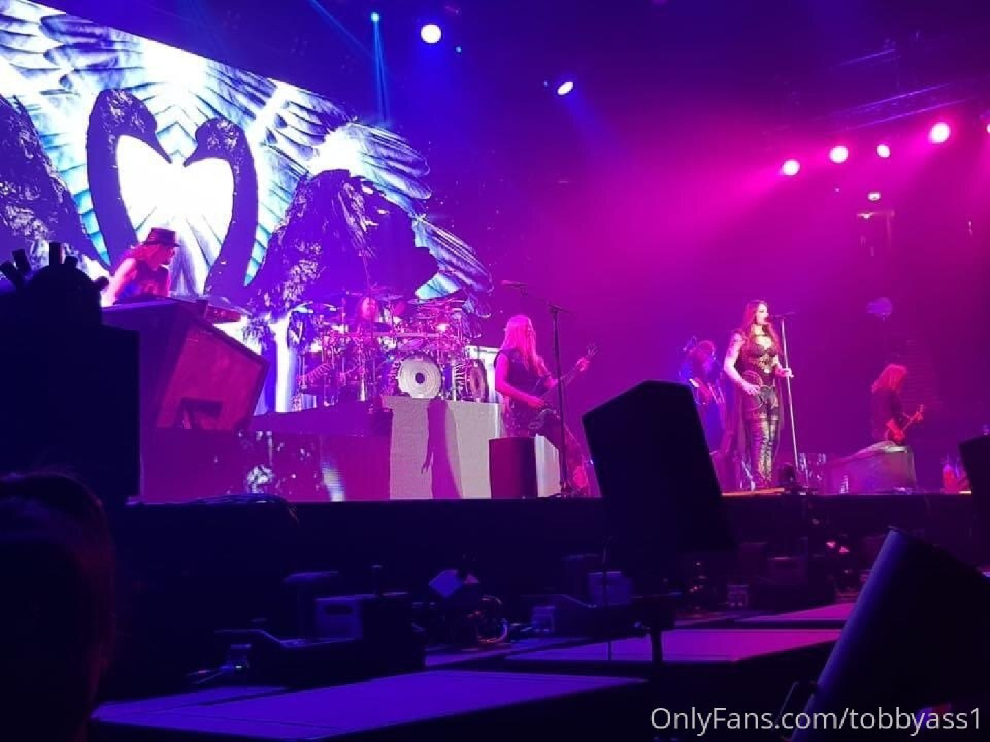 Photo by tobbyass1 published on May 16,2023 16:37:37 - BestThots