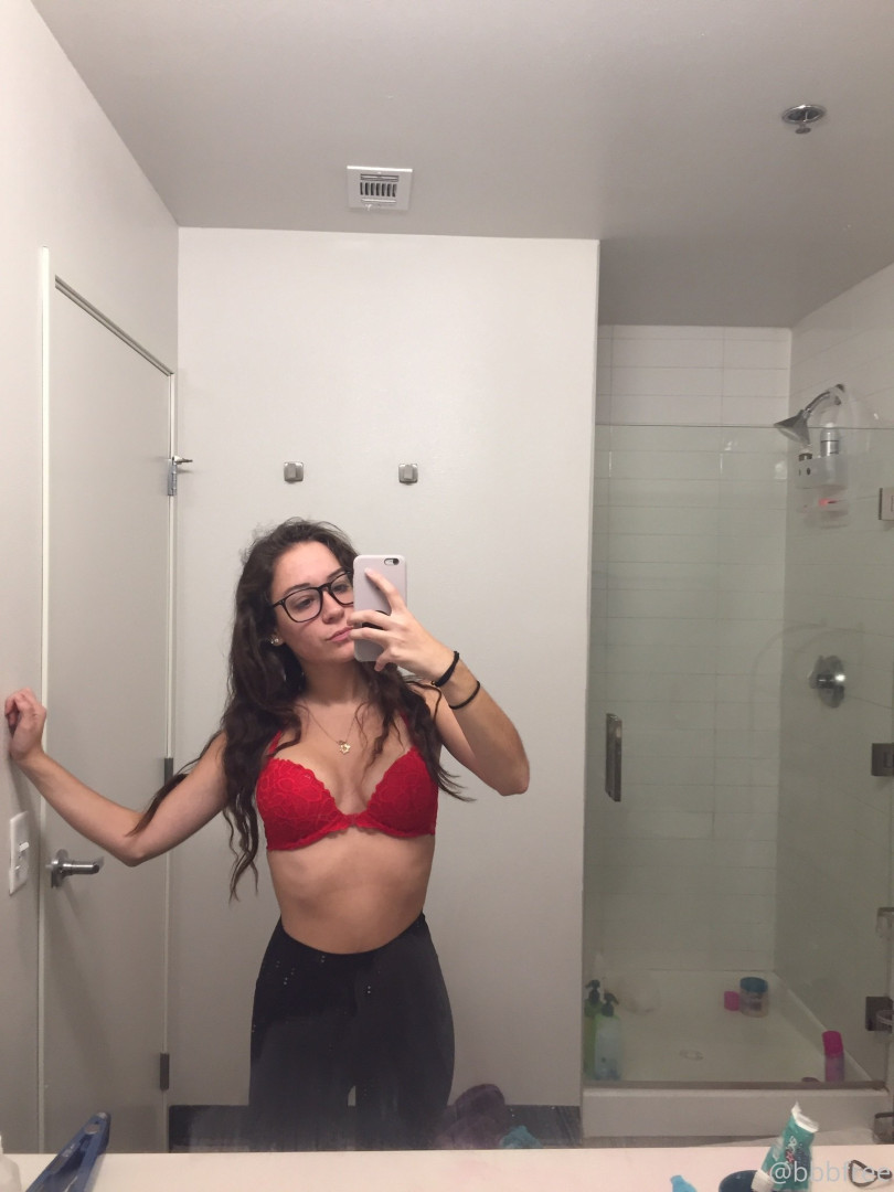 Photo by bbbabieee published on December 10,2023 21:45:22 - BestThots