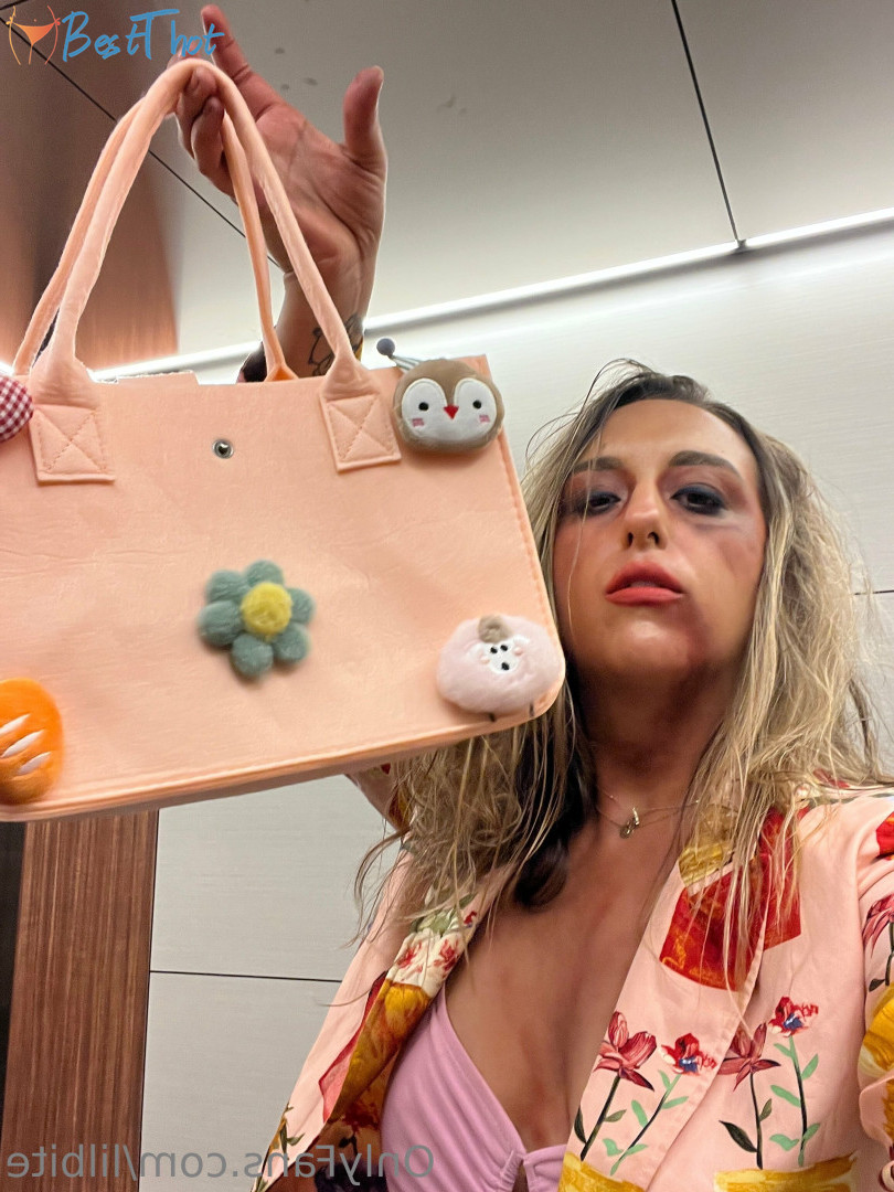 Photo by lilbite published on December 31,2024 04:16:47 - BestThots