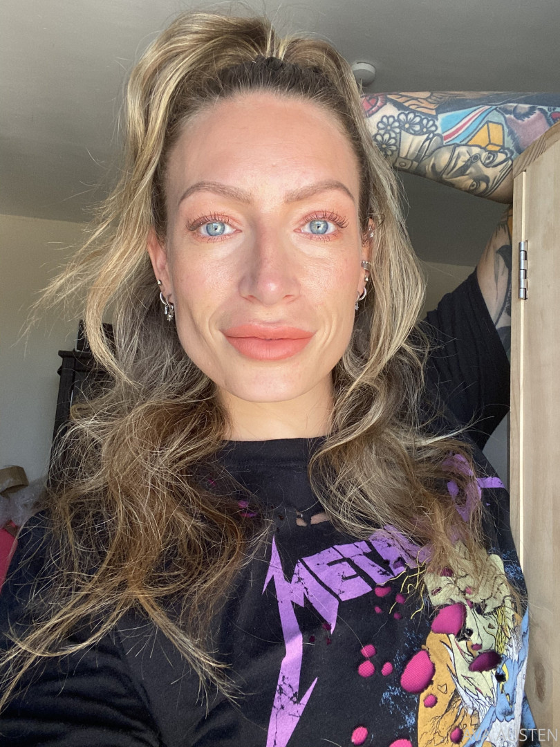 Photo by ava_austen published on November 23,2023 21:42:42 - BestThots