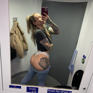 ava_austen #8567926