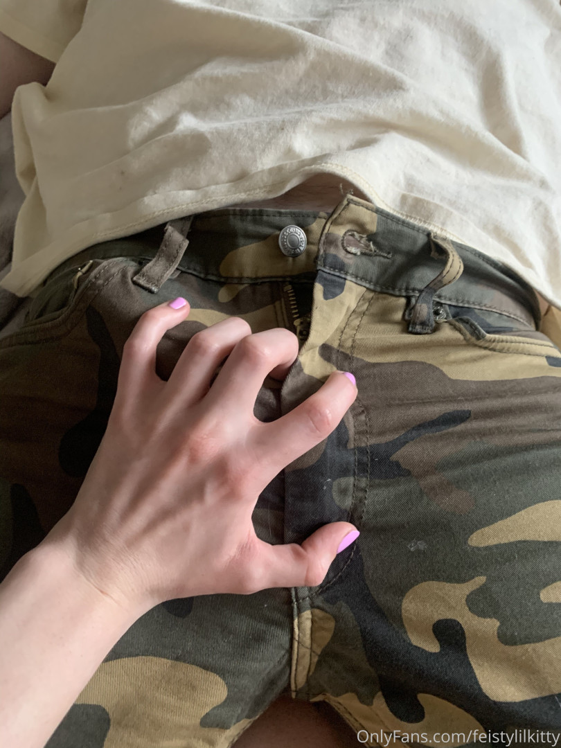 Photo by feistylilkitty published on June 9,2023 16:58:42 - BestThots