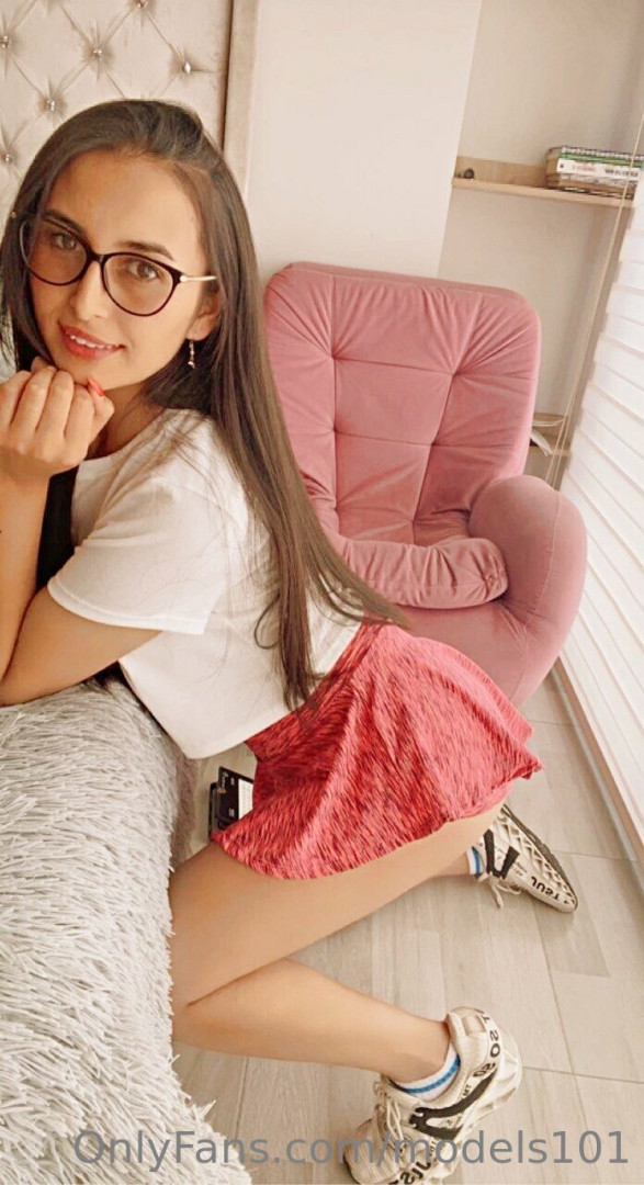 Photo by models101 published on August 20,2023 12:02:48 - BestThots