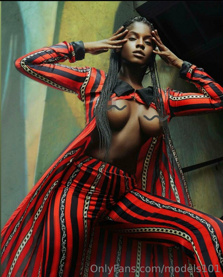 Photo by models101 published on August 20,2023 12:06:04 - BestThots