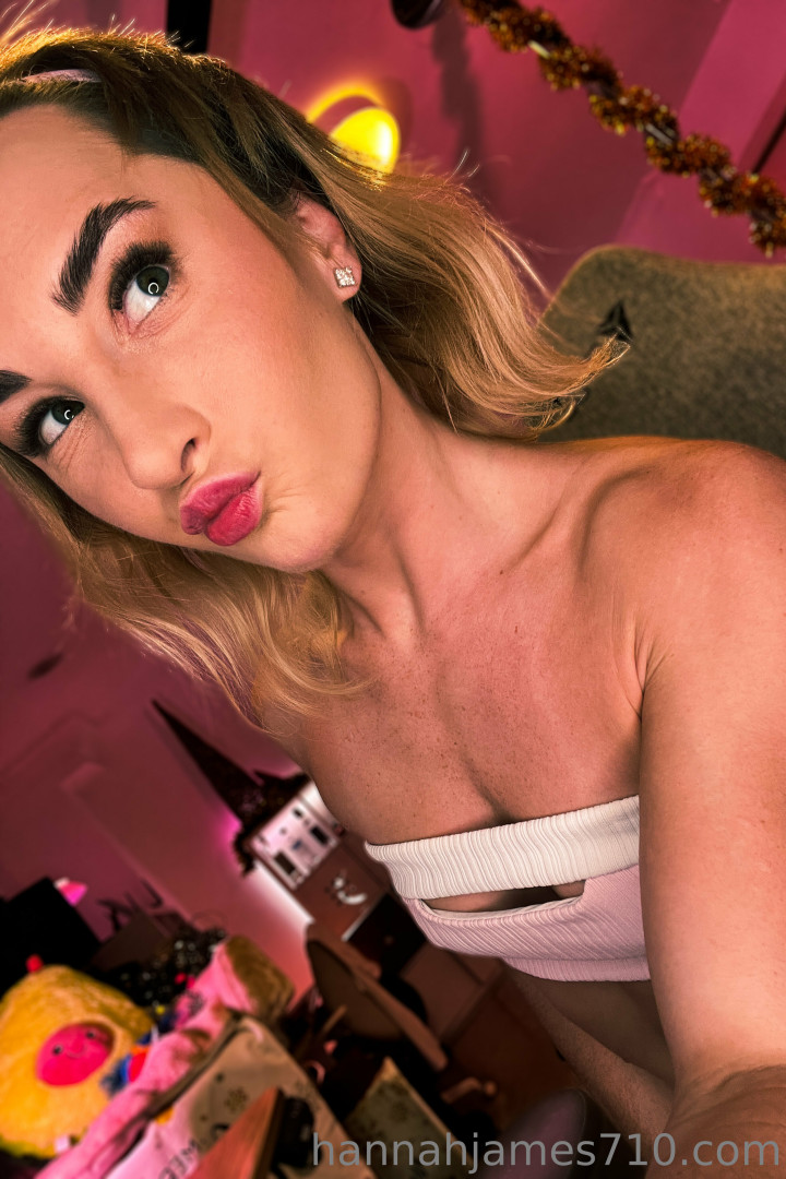 Photo by hannahjames710 published on November 6,2023 18:16:41 - BestThots
