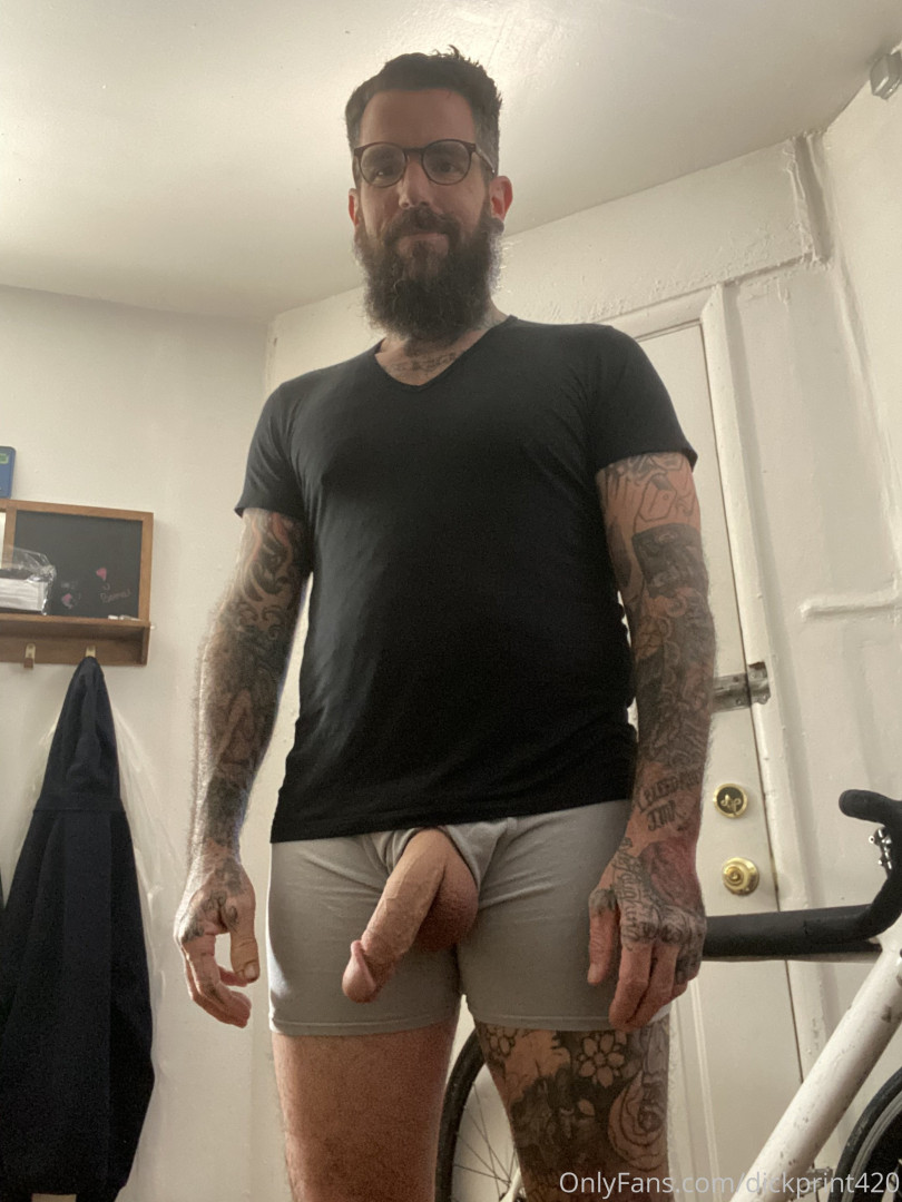Photo by itsbigdickfrank published on October 13,2023 09:46:25 - BestThots