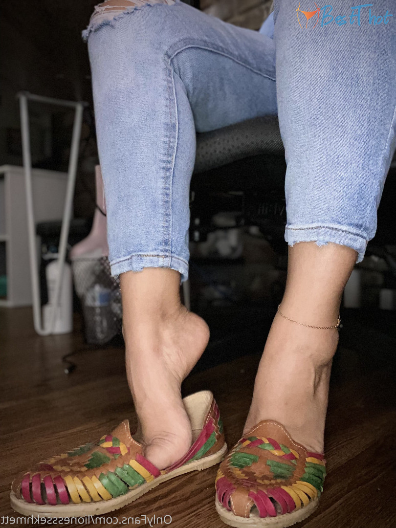 Photo by houstonarches published on December 28,2024 00:16:40 - BestThots