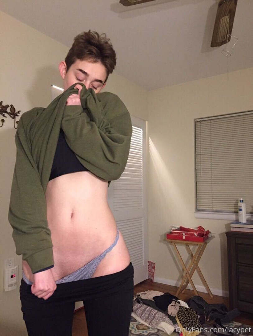 Photo by lacypet published on October 16,2023 17:53:11 - BestThots