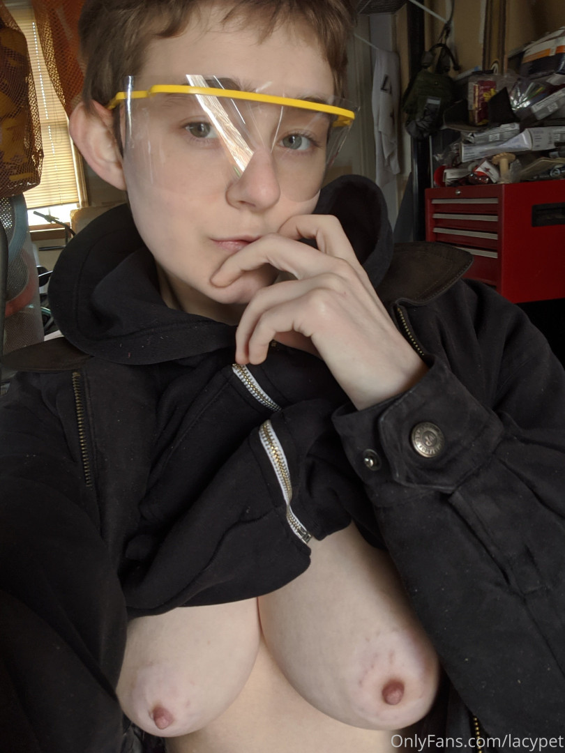 Photo by lacypet published on October 16,2023 18:12:17 - BestThots