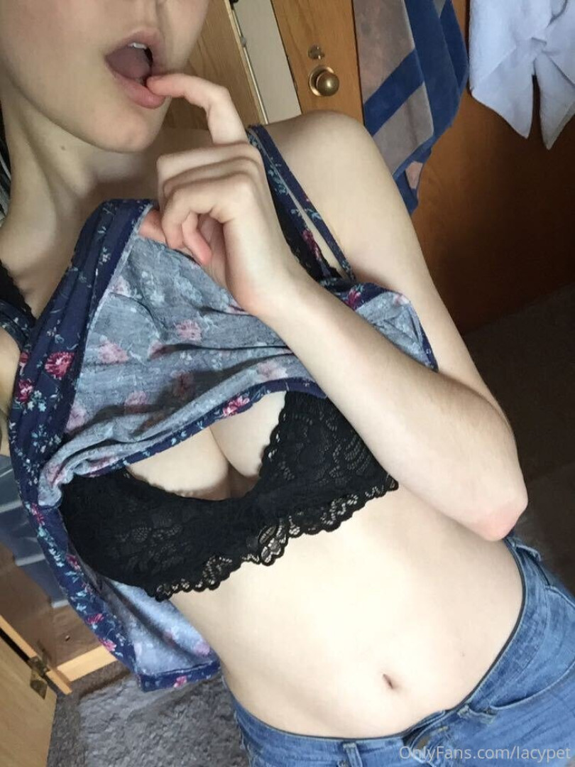 Photo by lacypet published on October 16,2023 19:11:21 - BestThots