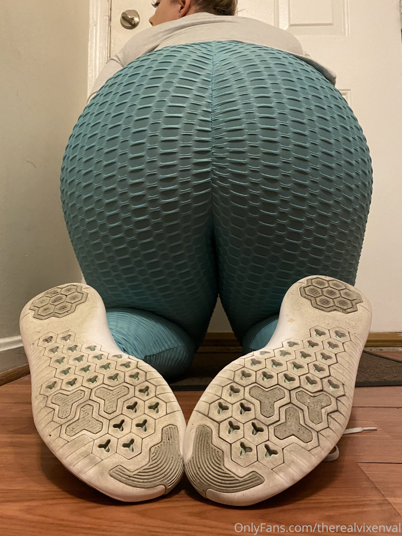 Photo by therealvixenval published on October 16,2023 21:12:30 - BestThots