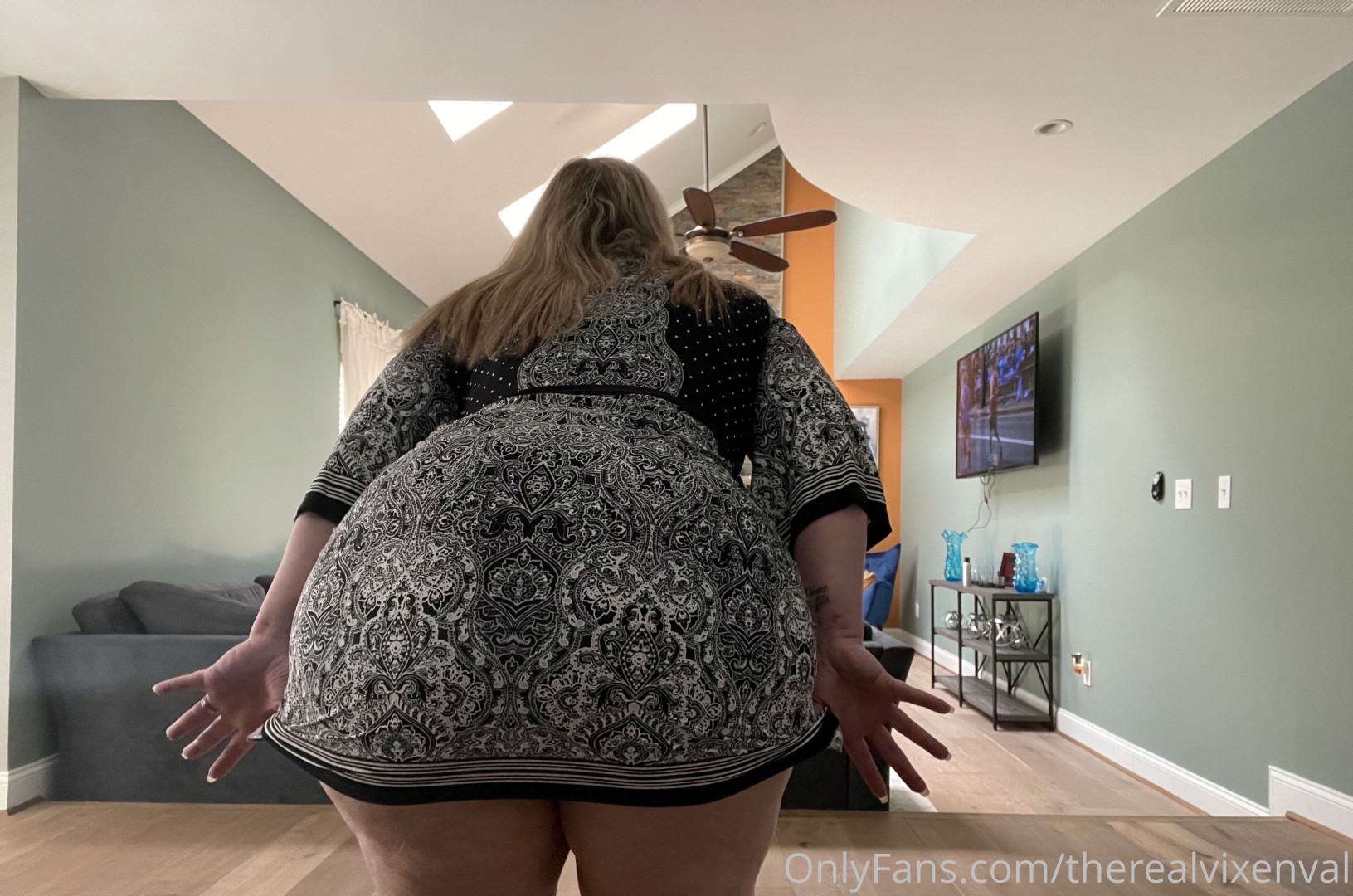 Photo by therealvixenval published on October 16,2023 21:18:29 - BestThots