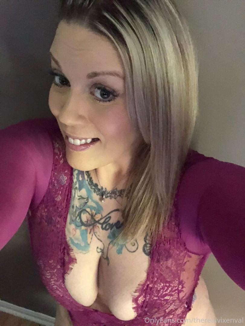 Photo by therealvixenval published on October 16,2023 21:18:34 - BestThots