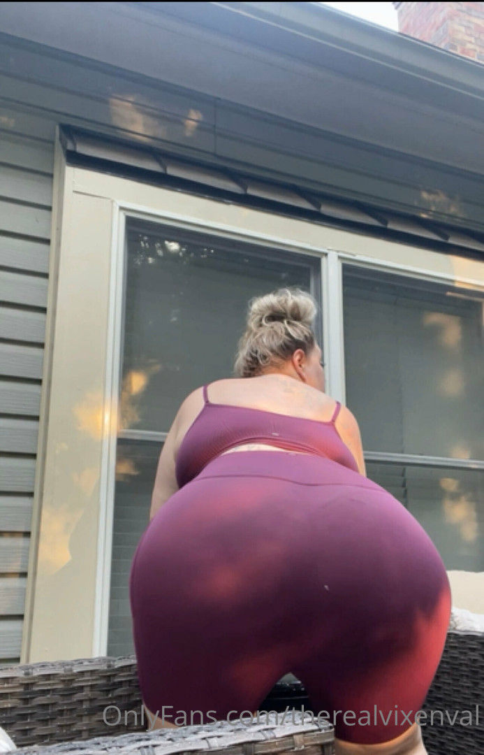 Photo by therealvixenval published on October 16,2023 21:20:38 - BestThots