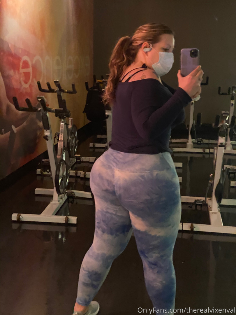 Photo by therealvixenval published on October 16,2023 21:32:06 - BestThots