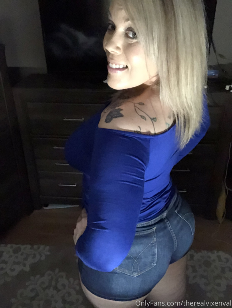 Photo by therealvixenval published on October 16,2023 21:35:16 - BestThots