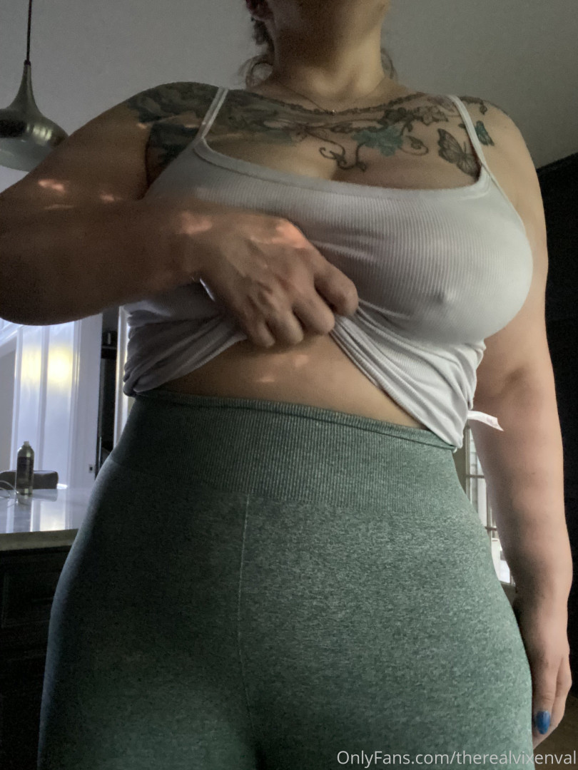 Photo by therealvixenval published on October 16,2023 22:03:55 - BestThots