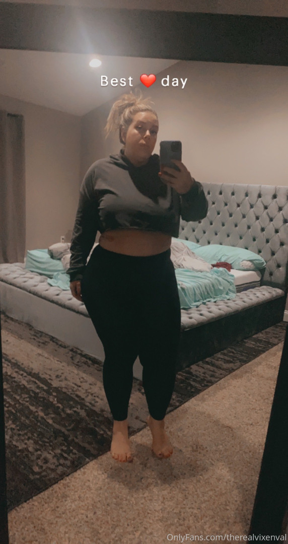 Photo by therealvixenval published on October 16,2023 22:08:03 - BestThots