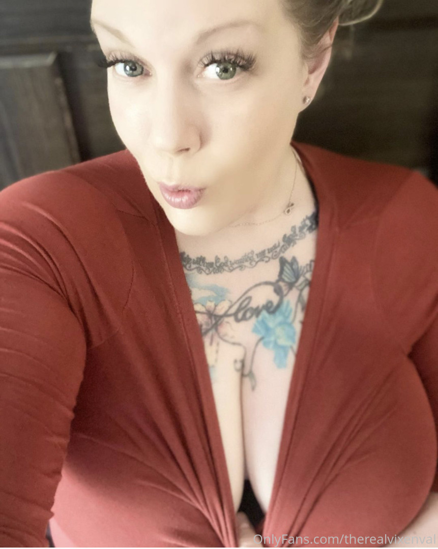 Photo by therealvixenval published on October 16,2023 22:08:42 - BestThots