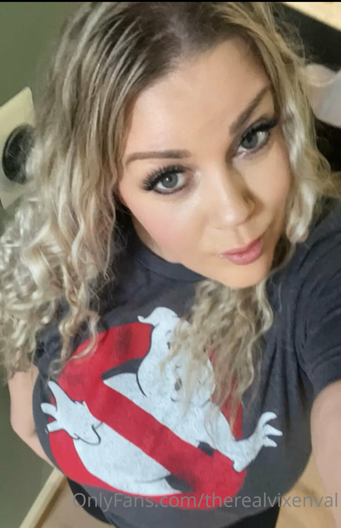 Photo by therealvixenval published on October 16,2023 22:11:10 - BestThots