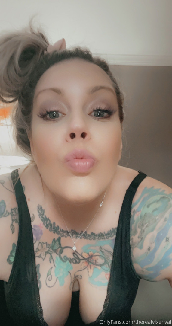 Photo by therealvixenval published on October 16,2023 22:16:04 - BestThots