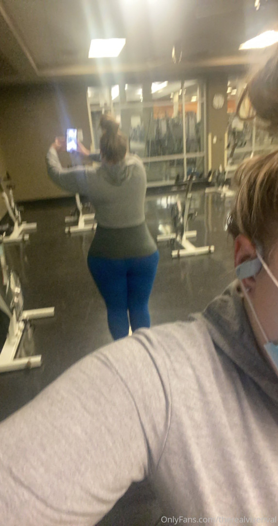 Photo by therealvixenval published on October 16,2023 22:17:00 - BestThots