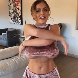 Video by sophiedeevip published on April 29,2023 20:13:00 - BestThots