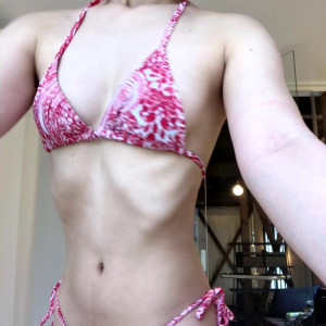 Video by eri_kitami published on June 14,2023 02:47:00 - BestThots