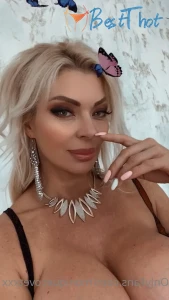 moniquecovetxxx #9707768