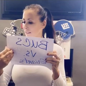 Video by thereaganfoxx published on April 25,2023 16:46:00 - BestThots