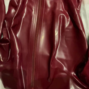 Video by latexsquid published on July 3,2023 21:07:00 - BestThots