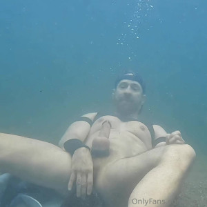 menofthedeep #3359027