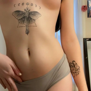 Video by elise_goddess published on May 15,2023 11:53:00 - BestThots