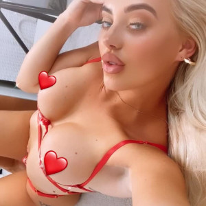 Video by rhiannonblue published on April 12,2023 16:06:00 - BestThots